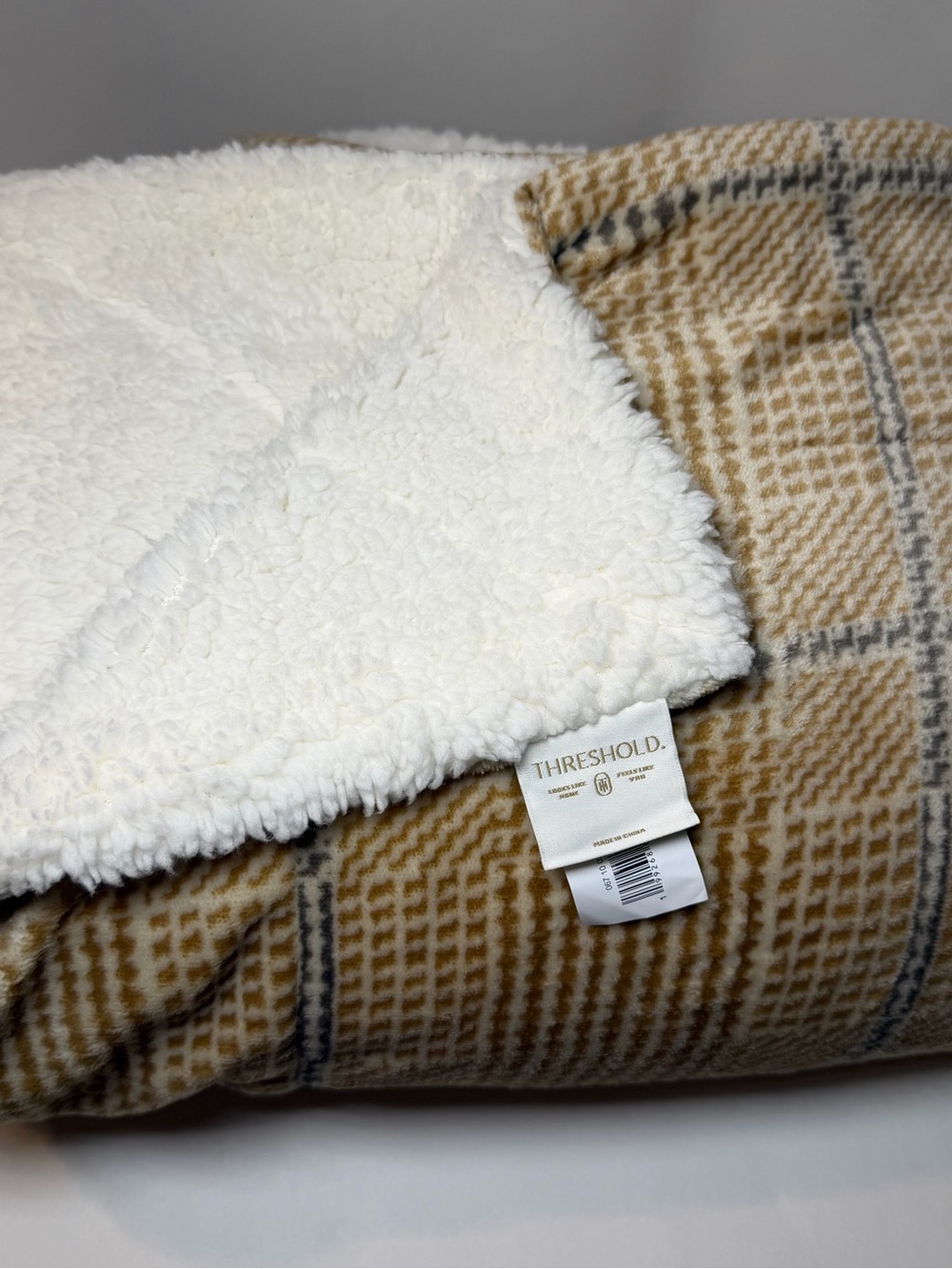 Threshold Plaid Pattern Sherpa Throw Blanket